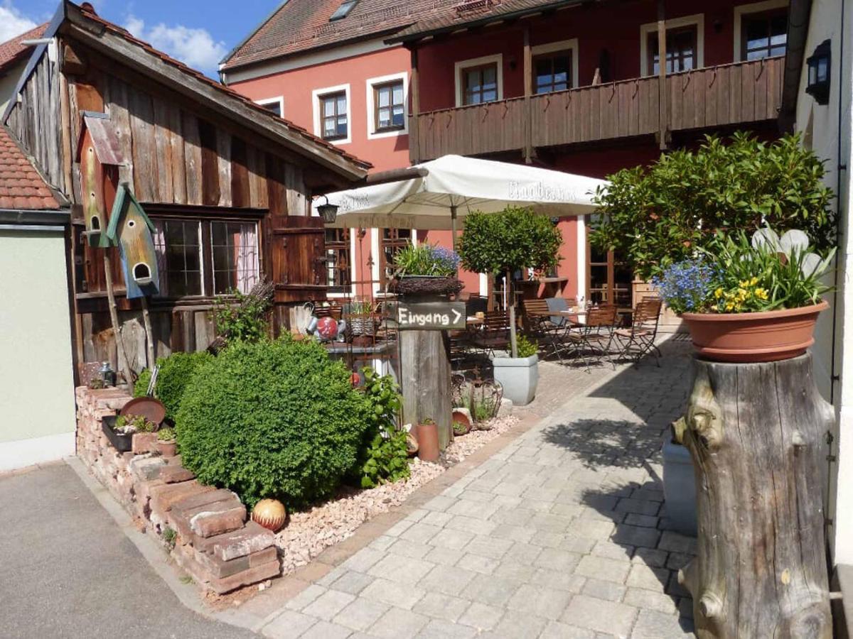 Da'Sporrer Hotel & Wirtshaus Нойнбург форм Валд Екстериор снимка